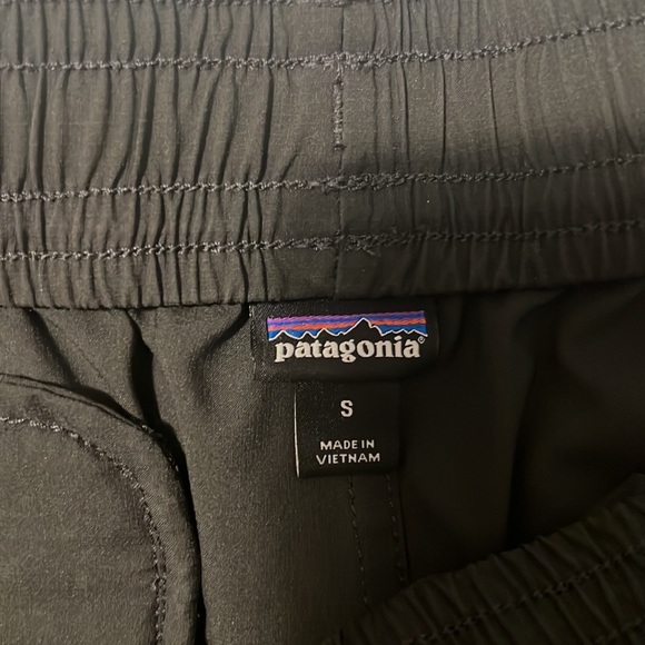 Women’s Patagonia athletic shorts - Picture 4 of 4